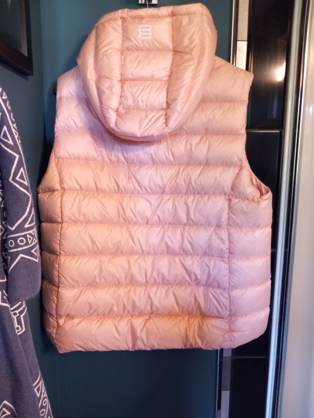 Aritzia-Super Puff Vest- Women's SZ XL NWT - Picture 3 of 9